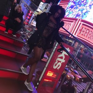 Meet your Posher, Briana